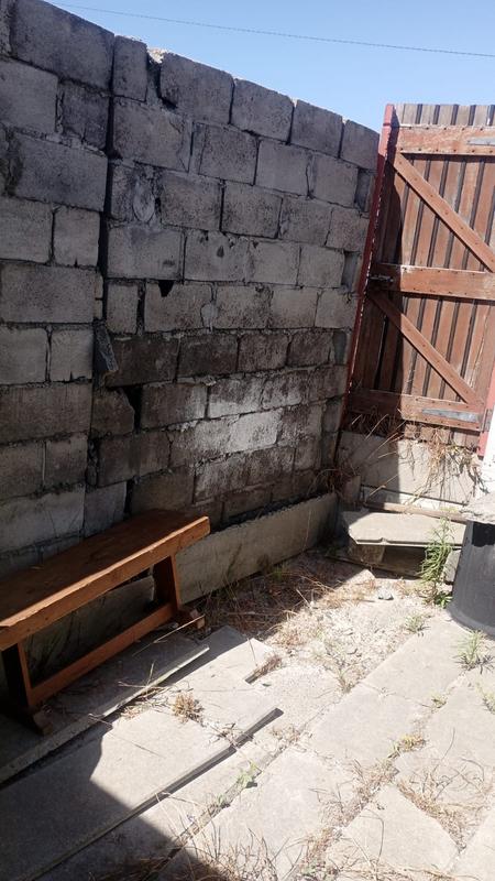 3 Bedroom Property for Sale in Rocklands Western Cape